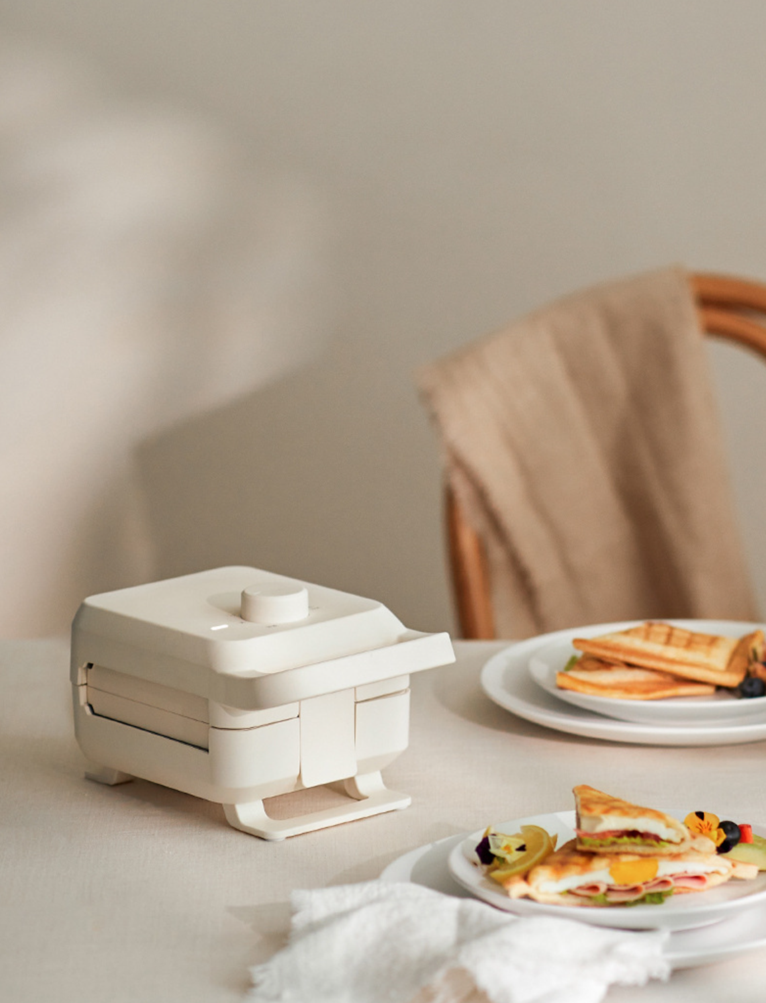 SnackPro™ - Compact Sandwich Maker