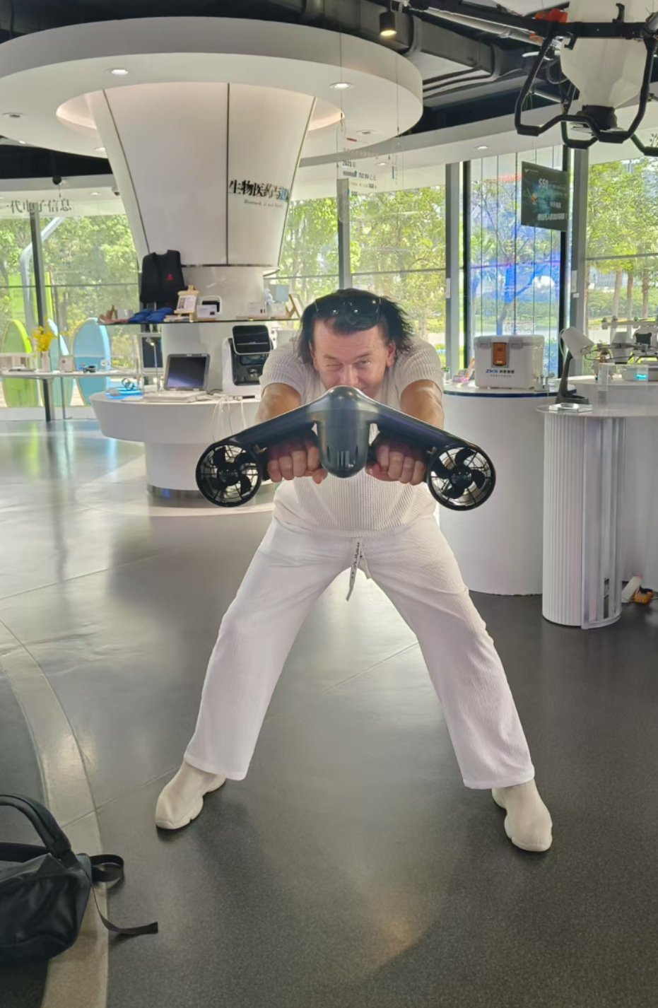 AquaMove™ - Underwater Sea Scooter